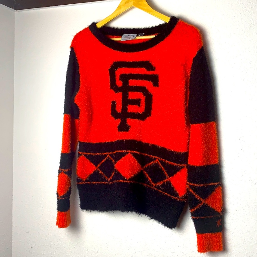 SF Giants sweater with argyle print around bottom